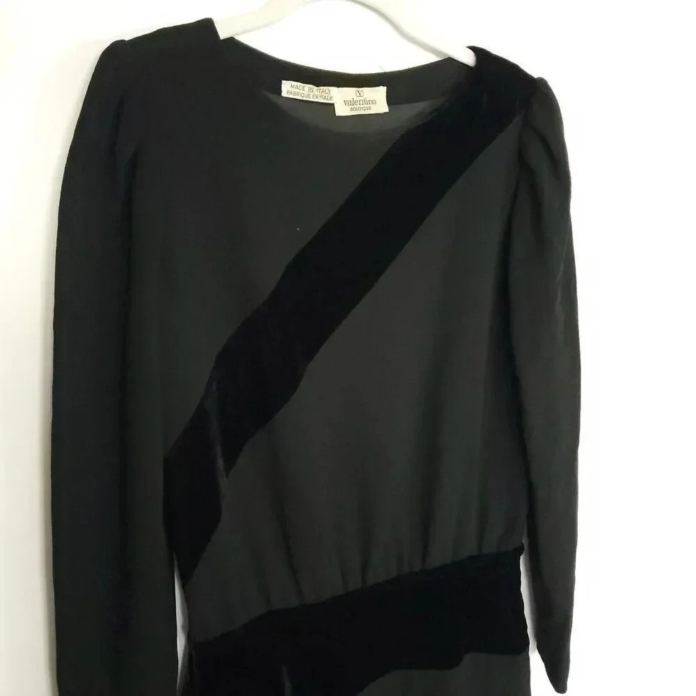 Valentino Boutique Vintage Dress Black Sz 38 US 4 Velvet & Wool Long Sleeves - Picture 6 of 16